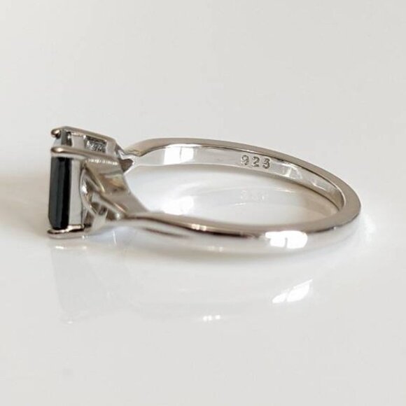 Sterling Silver Black Onyx Celtic Ring, Sterling Silver Women Ring, Love Friends - Picture 3 of 9